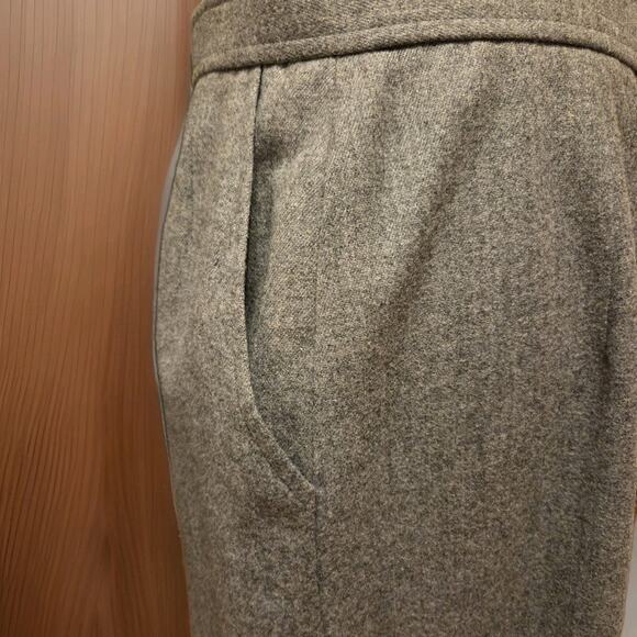 Vtg 80s Evan Picone Gray Career Collarless Suit Coat And Pleated Skirt Pockets - Picture 11 of 15